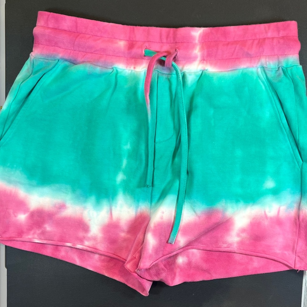 Tie dye beach riot shorts